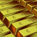 Gold Vulnerable to Further Declines Amid Rising Oil Prices and Hawkish Fed, Analyst Warns